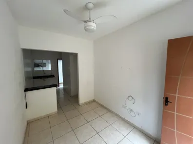 Casa com 2 Quartos para alugar, 60m² no Samambaia, Praia Grande