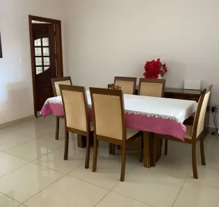 Casa com 3 Quartos à venda, 200m² no Alto Umuarama, Uberlândia