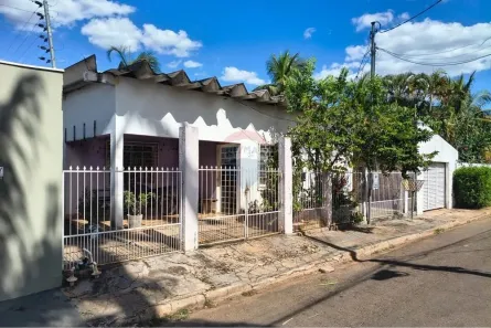 Casa com 2 Quartos à venda, 137m² no Santa Cruz, Rondonópolis