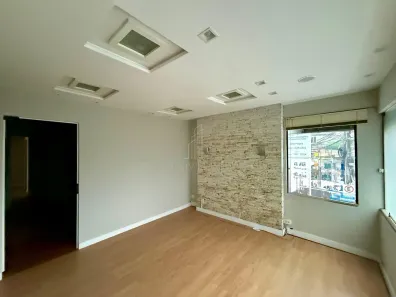 Sala Comercial para alugar, 65m² no Centro, Itajaí