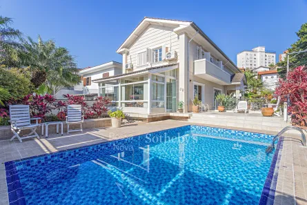 Casa com 4 Quartos à venda, 302m² no Vila Sônia, São Paulo