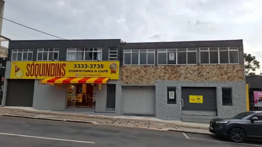 Ponto Comercial para alugar, 148m² no Rebouças, Curitiba