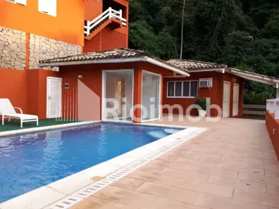 Casa com 5 Quartos à venda, 800m² no Praia Grande, Angra dos Reis
