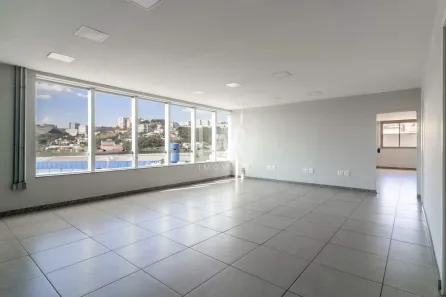 Sala Comercial com 1 Quarto para alugar, 245m² no Estoril, Belo Horizonte