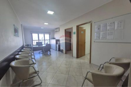 Sala Comercial à venda, 82m² no Centro, São José dos Campos