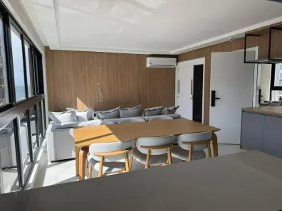 Apartamento com 3 Quartos para alugar, 126m² no Centro, Balneário Camboriú