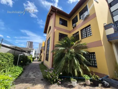 Casa com 5 Quartos à venda, 330m² no Cristo Rei, Curitiba
