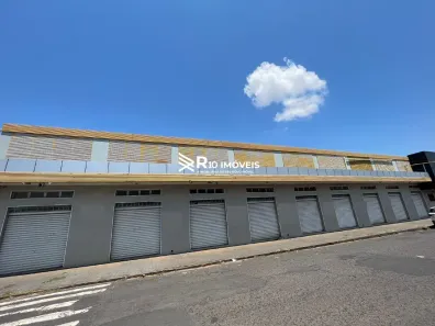 Ponto Comercial para alugar, 1050m² no Marta Helena, Uberlândia