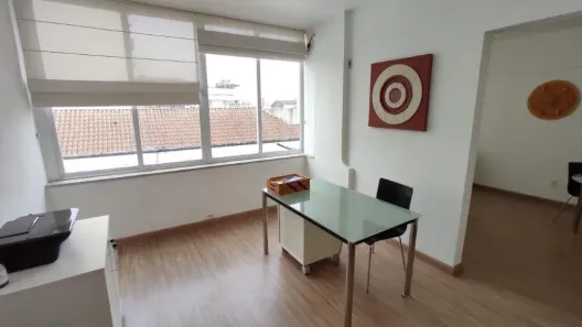 Sala Comercial à venda, 46m² no Centro, Santos