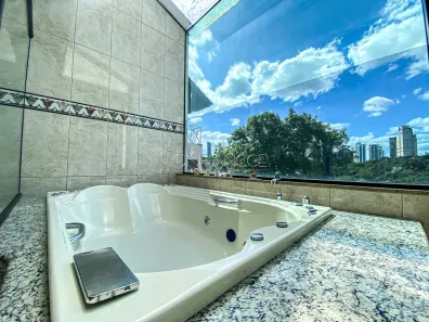 Casa com 3 Quartos à venda, 500m² no Mossunguê, Curitiba