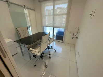 Sala Comercial para alugar, 152m² no Vila Cordeiro, São Paulo