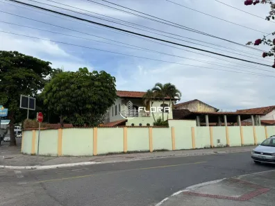 Casa com 4 Quartos à venda, 400m² no Piratininga, Niterói