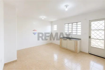 Casa com 2 Quartos para alugar, 70m² no Vila Virginia, São Paulo