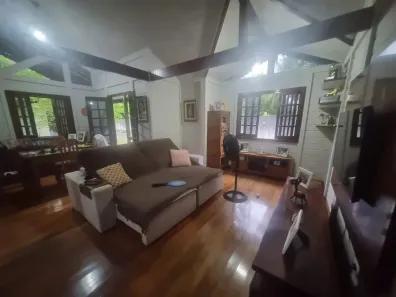 Casa com 5 Quartos à venda, 1800m² no Vargem Grande, Rio de Janeiro