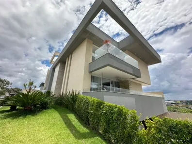 Casa com 4 Quartos à venda, 800m² no Portal do Sol, Contagem