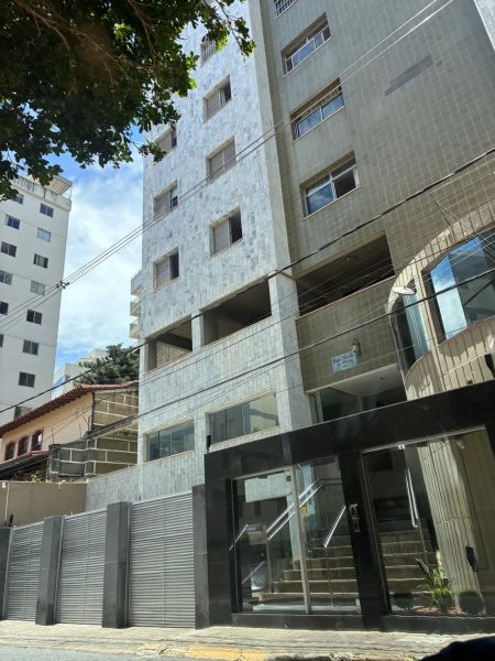 Apartamento com 4 quartos — Santo Antônio, Belo Horizonte