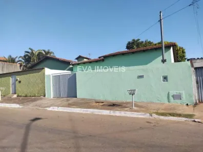 Casa com 3 Quartos à venda, 150m² no Setor Orientville, Goiânia