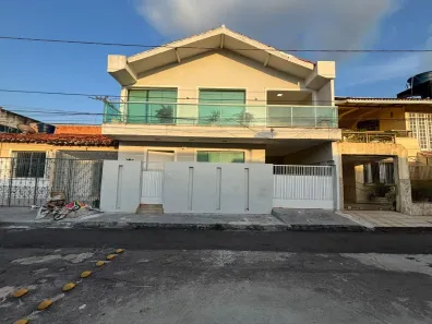 Casa com 4 Quartos à venda, 300m² no Guamá, Belém