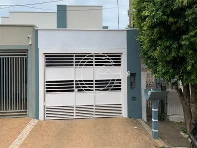 Casa com 3 Quartos à venda, 150m² no Centro, Marília