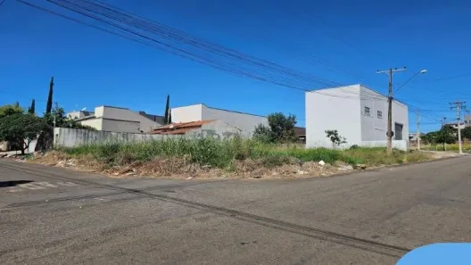 Lote/Terreno à venda, 737m² no Moinho dos Ventos, Goiânia