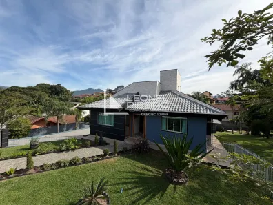 Casa com 4 Quartos à venda, 340m² no Capitais, Timbó