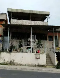 Casa com 5 Quartos à venda, 150m² no Amendoeira, São Gonçalo