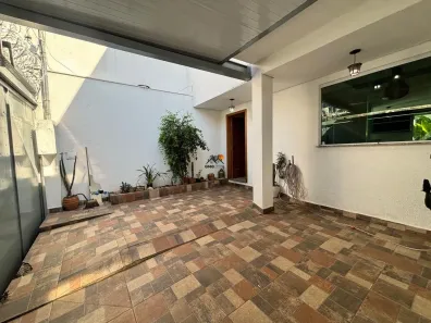 Casa com 3 Quartos para alugar, 80m² no Santa Branca, Belo Horizonte