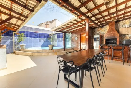 Casa com 5 Quartos à venda, 369m² no Taguatinga Sul, Brasília