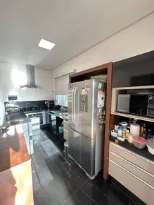 Casa com 4 Quartos à venda, 360m² no São José, Montes Claros