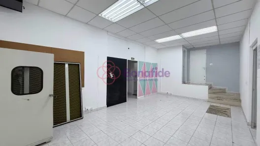 Prédio Comercial para alugar, 404m² no Anhangabaú, Jundiaí
