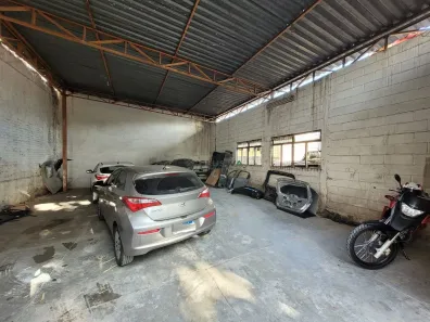 Galpão/Depósito/Armazém à venda, 300m² no Vera Cruz, Contagem