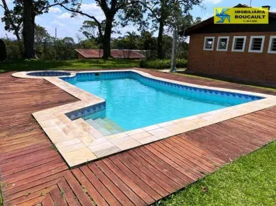 Fazenda/Sítio com 3 Quartos à venda, 300m² no Centro (Caucaia do Alto), Cotia