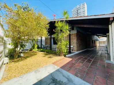 Casa com 6 Quartos à venda, 204m² no Jardim Las Palmas, Guarujá