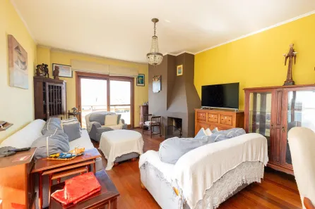 Cobertura com 4 Quartos à venda, 252m² no Centro, Pelotas