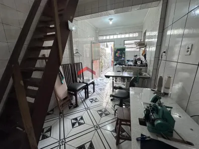 Sobrado com 3 Quartos à venda, 130m² no Centro, São Vicente