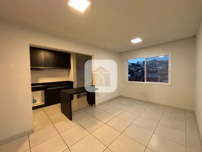Apartamento com 2 Quartos para alugar, 49m² no Daniel Fonseca, Uberlândia