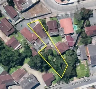 Lote/Terreno à venda, 833m² no Bom Retiro, Joinville