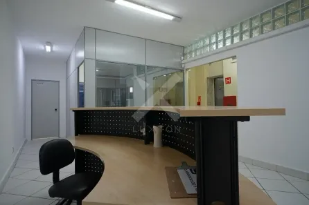 Sala Comercial para venda ou aluguel, 157m² no Centro Histórico, Porto Alegre