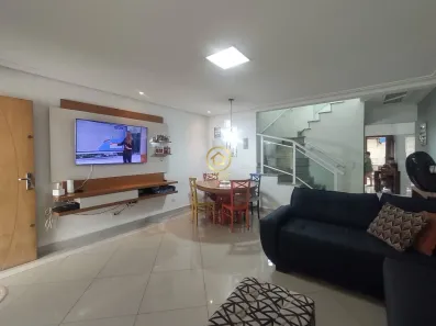 Sobrado com 3 Quartos à venda, 174m² no Vila Pereira Cerca, São Paulo