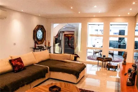 Sobrado com 3 Quartos à venda, 264m² no Vila Romana, São Paulo