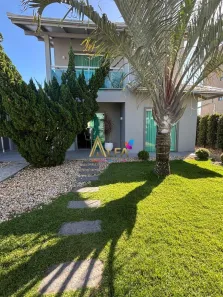 Sobrado com 3 Quartos à venda, 300m² no Centro, Penha