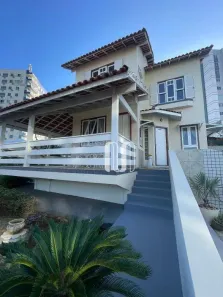 Casa com 3 Quartos à venda, 206m² no Imbetiba, Macaé