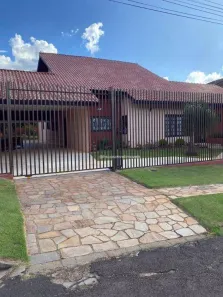 Casa com 3 Quartos à venda, 300m² no Country, Cascavel