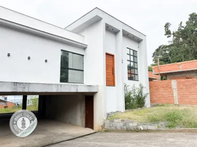 Casa com 3 Quartos à venda, 200m² no Itoupavazinha, Blumenau