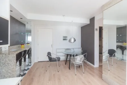 Apartamento com 1 Quarto para alugar, 63m² no Passo da Areia, Porto Alegre