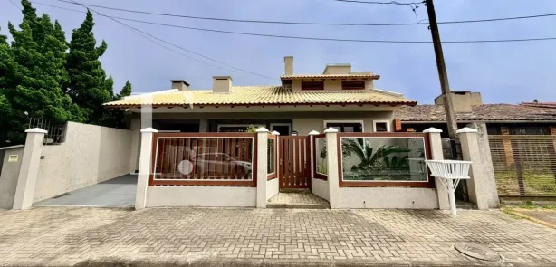 Casa com 4 Quartos à venda, 215m² no XANGRI-LÁ, Xangri-lá