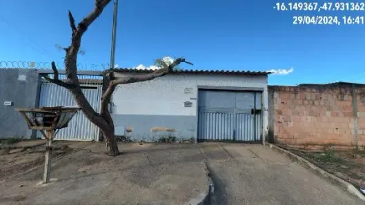 Casa com 2 Quartos à venda, 168m² no Parque Industrial Mingone, Luziânia