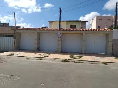 Casa com 2 Quartos para alugar, 60m² no Boa Vista-Castelão, Fortaleza
