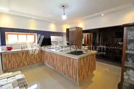 Sobrado com 4 Quartos à venda, 700m² no Jardim Itatiaia, Campinas