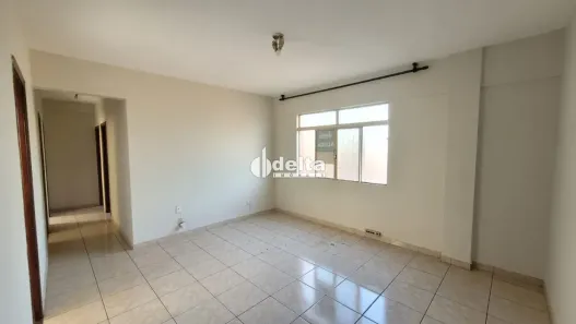 Apartamento com 3 Quartos para alugar, 70m² no Lourdes, Uberlândia